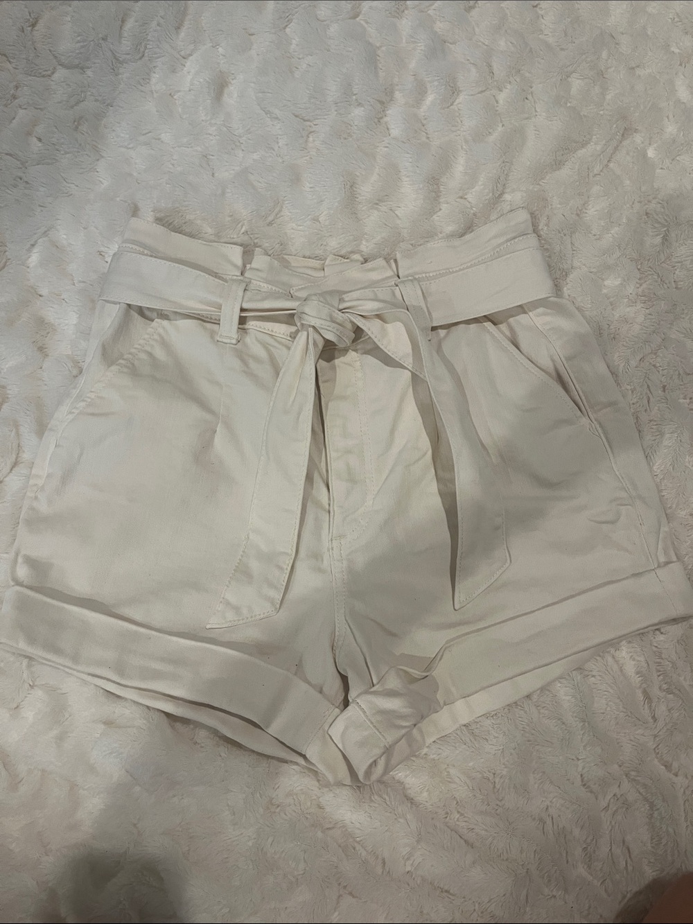 Express - Extreme High -Waist Tie-Belt Cream Shorts -Size 6